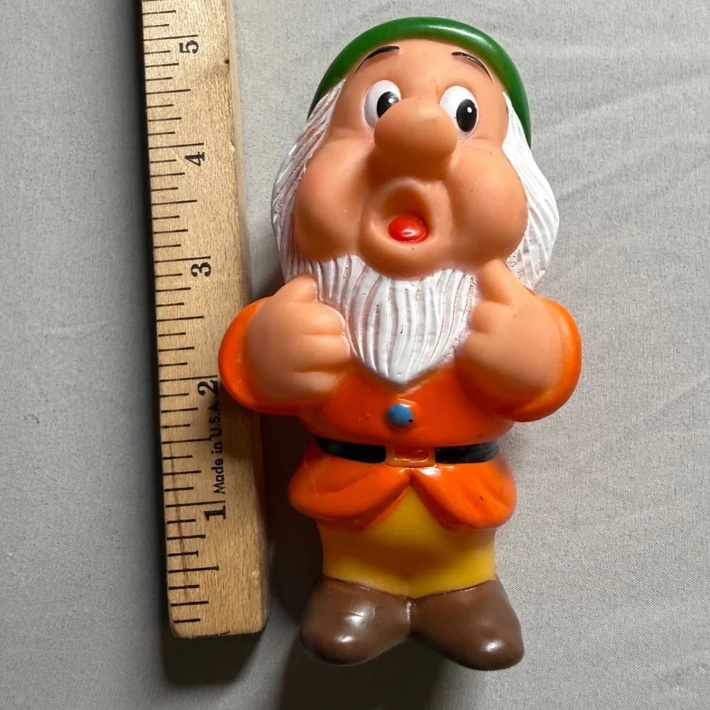 Disney Vintage 7 Dwarfs Rubber Squeak Toys Complete Set Hong Kong Snow White